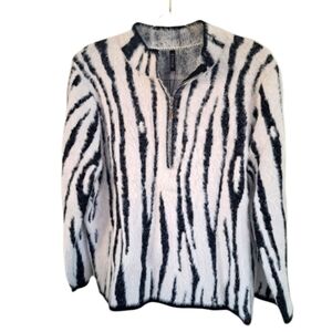 Ethyl Zebra Print Fuzzy Sweater Size XL